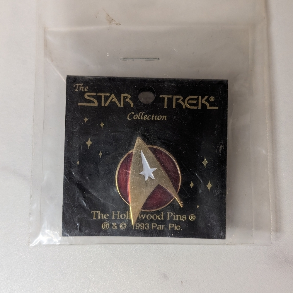 🖤 Vintage Star Trek  Starfleet Insignia Collectible Pin New In Packaging 90's